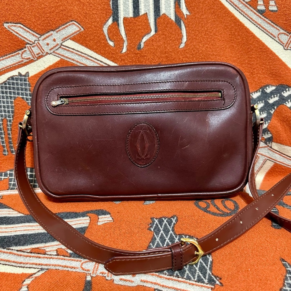 CARTIER 😊🌟 BORDEAUX CAMERA BAG ⭐️